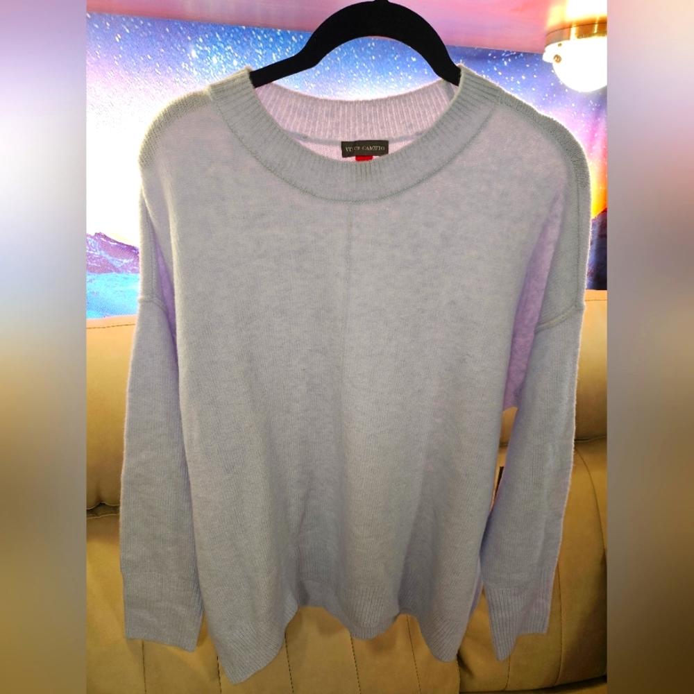 Light blue Vince camuto Small sweater Sweatshirt Long sleeve super Soft shirt